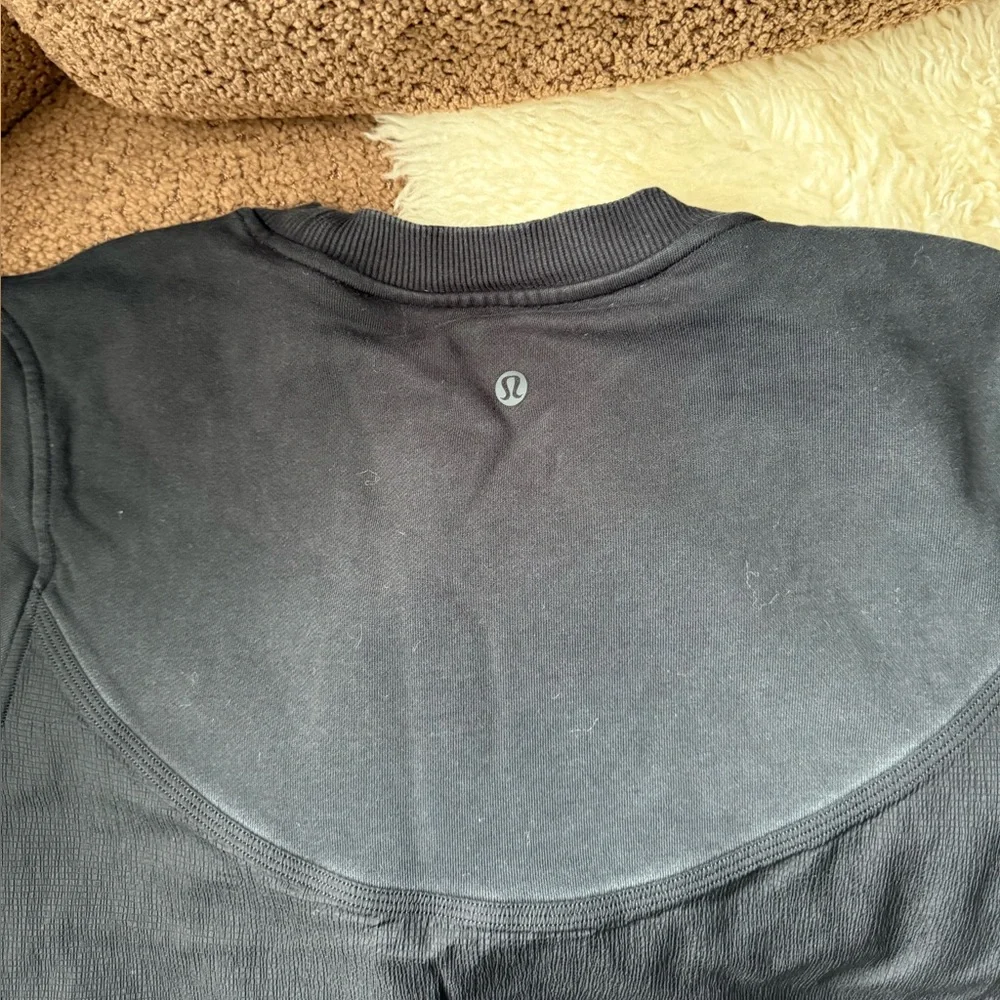 lululemon athletica size tag